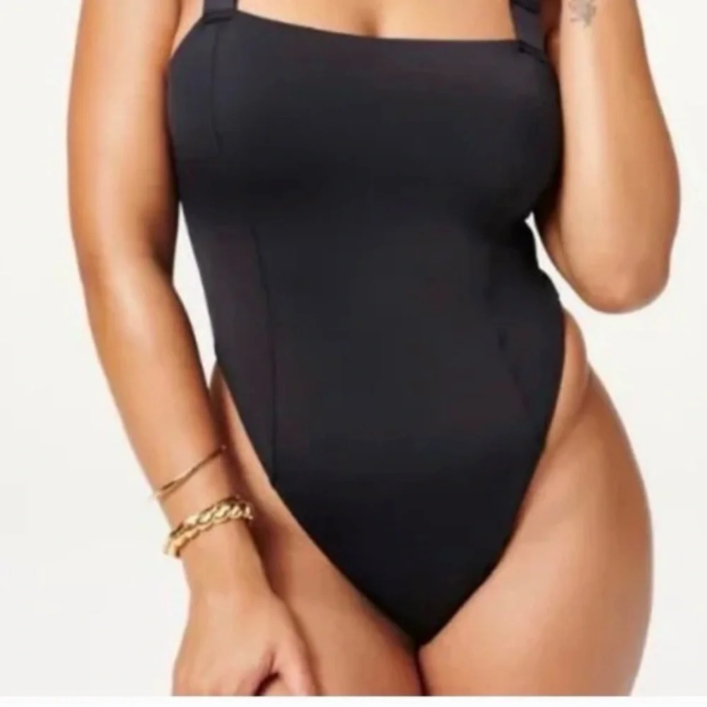 Good American GSW0243 Women's Sz 2 Black Contour Compress one piece Swimsuit NWT